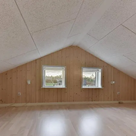 Дом отдыха 2 Houses In One I Family Friendly I Kids I Sauna I I Large Garden