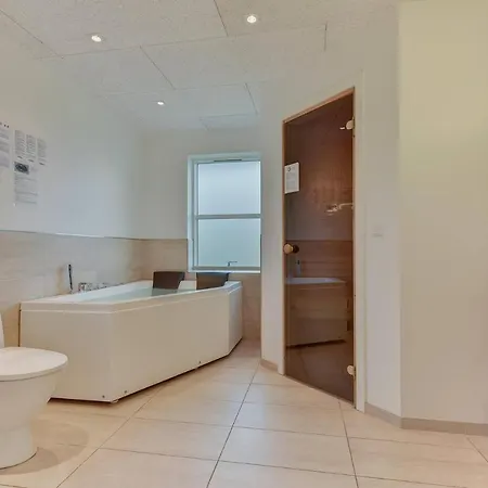 2 Houses In One I Family Friendly I Kids I Sauna I I Large Garden *